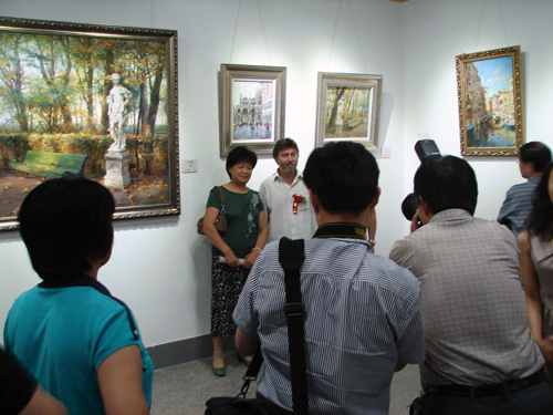 Azat Galimov in China. Exhibition in Liaocheng (Liaocheng).